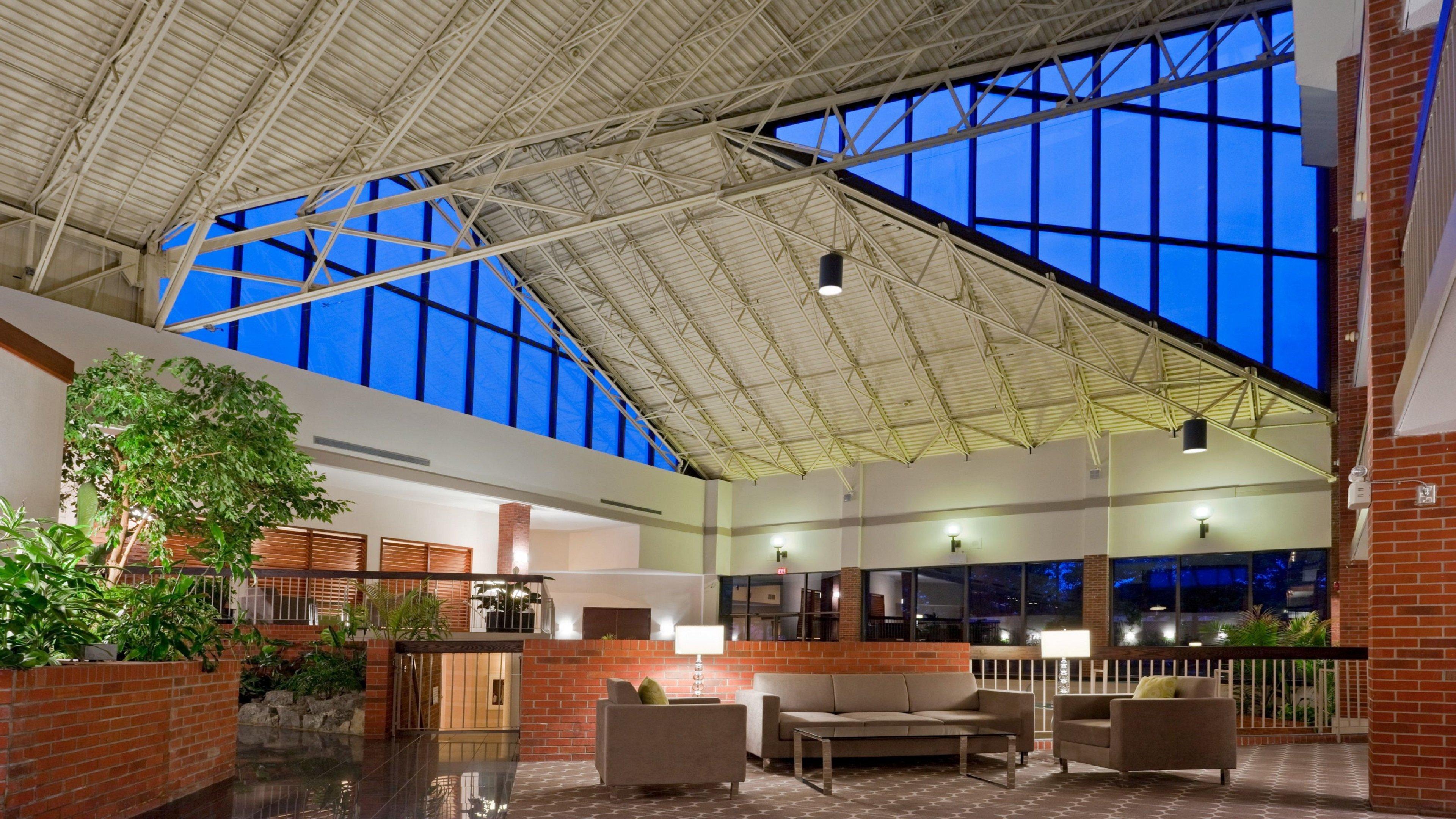 Holiday Inn Oakville Centre By Ihg Zewnętrze zdjęcie